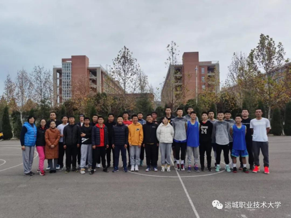 集体.jpg 集体.jpg